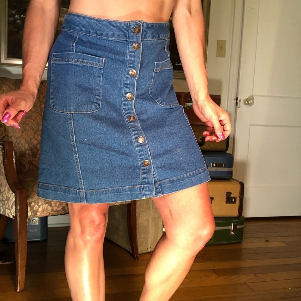 Forever 21+ denim snap front skirt